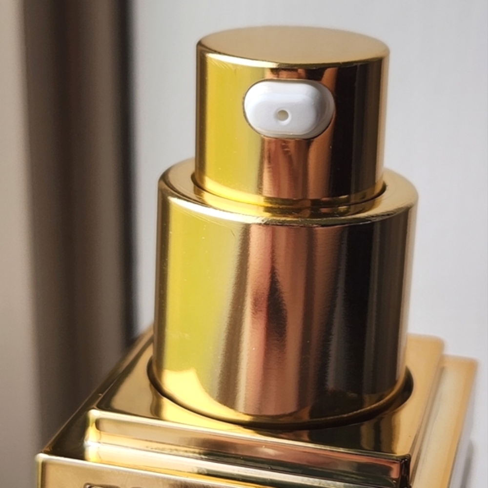 NIB TOM FORD ARCHITECTURE RADIANCE HYDRATING FOUNDATION 2.5 - Picture 16 of 16